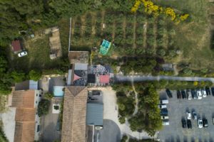 mariage le mas de laux a magalas drone photo