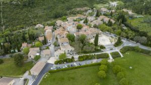 village saint jean de cuculles